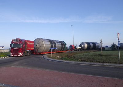 14_transport-and-escort-of-beer-tanks